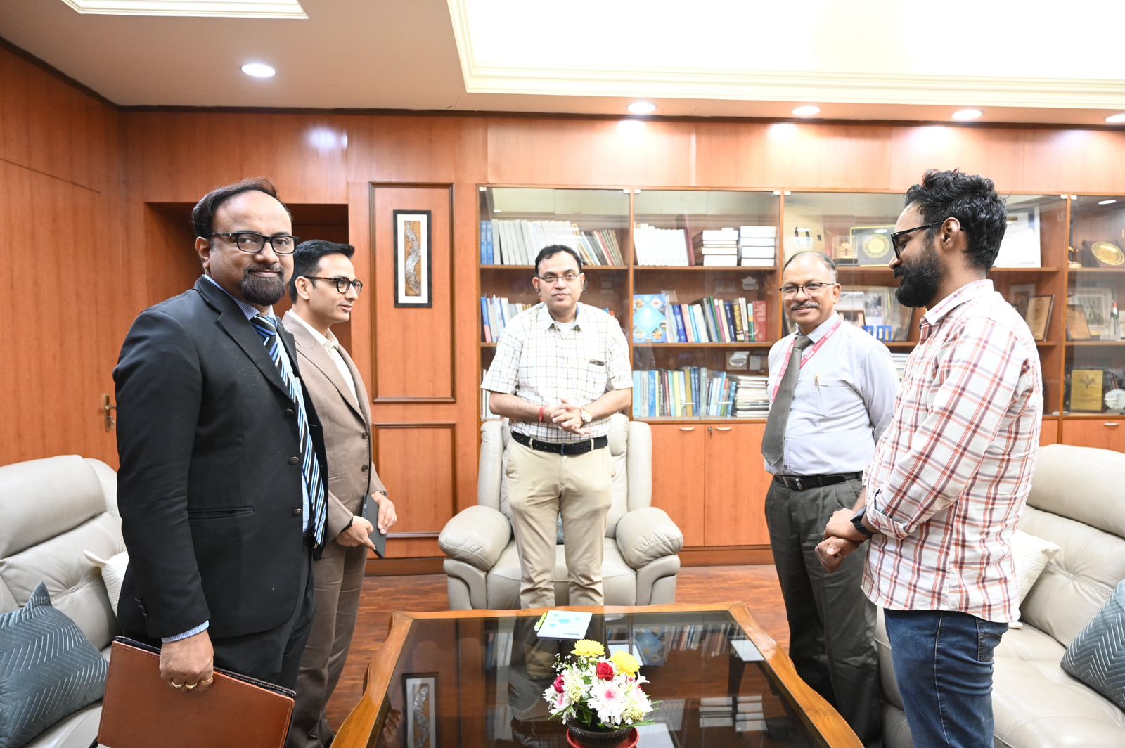 IIT Kharagpur Collaborates with Charnock Hospital to Advance Research and Clinical Excellence