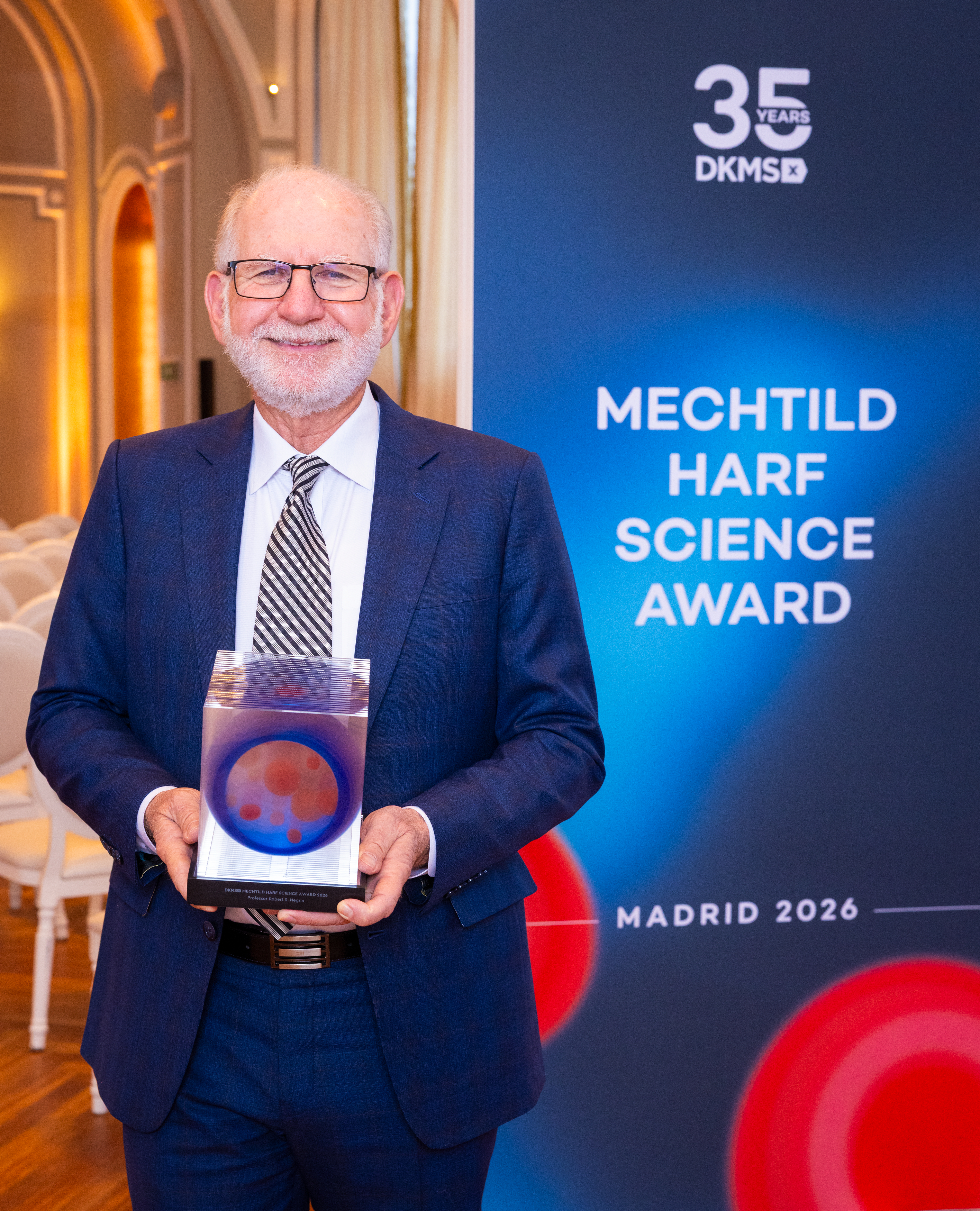 Pioneering Work in Stem Cell Therapy for Blood Cancer: U.S. Transplant Researcher Prof. Robert Negrin to Receive the 2026 DKMS Mechtild Harf Science Award
