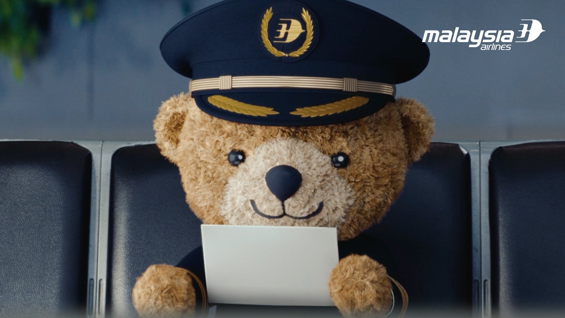 Malaysia Airlines Premieres Character-Led Campaign &lsquo;Pilot Parker: A Story of Malaysian Hospitality