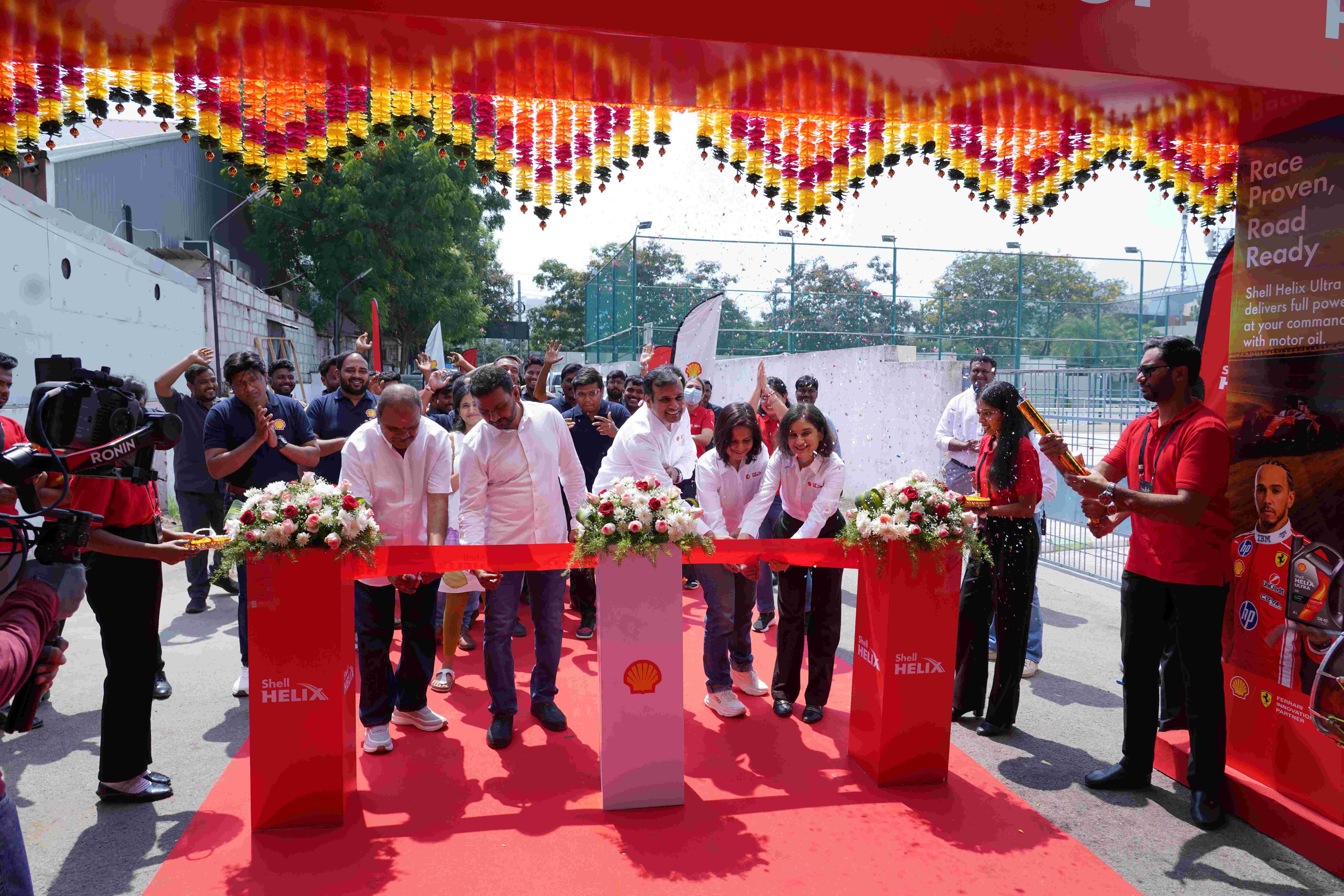 Shell India opens (Shell Helix) flagship workshop in Hyderabad, strengthening trusted and reliable car care