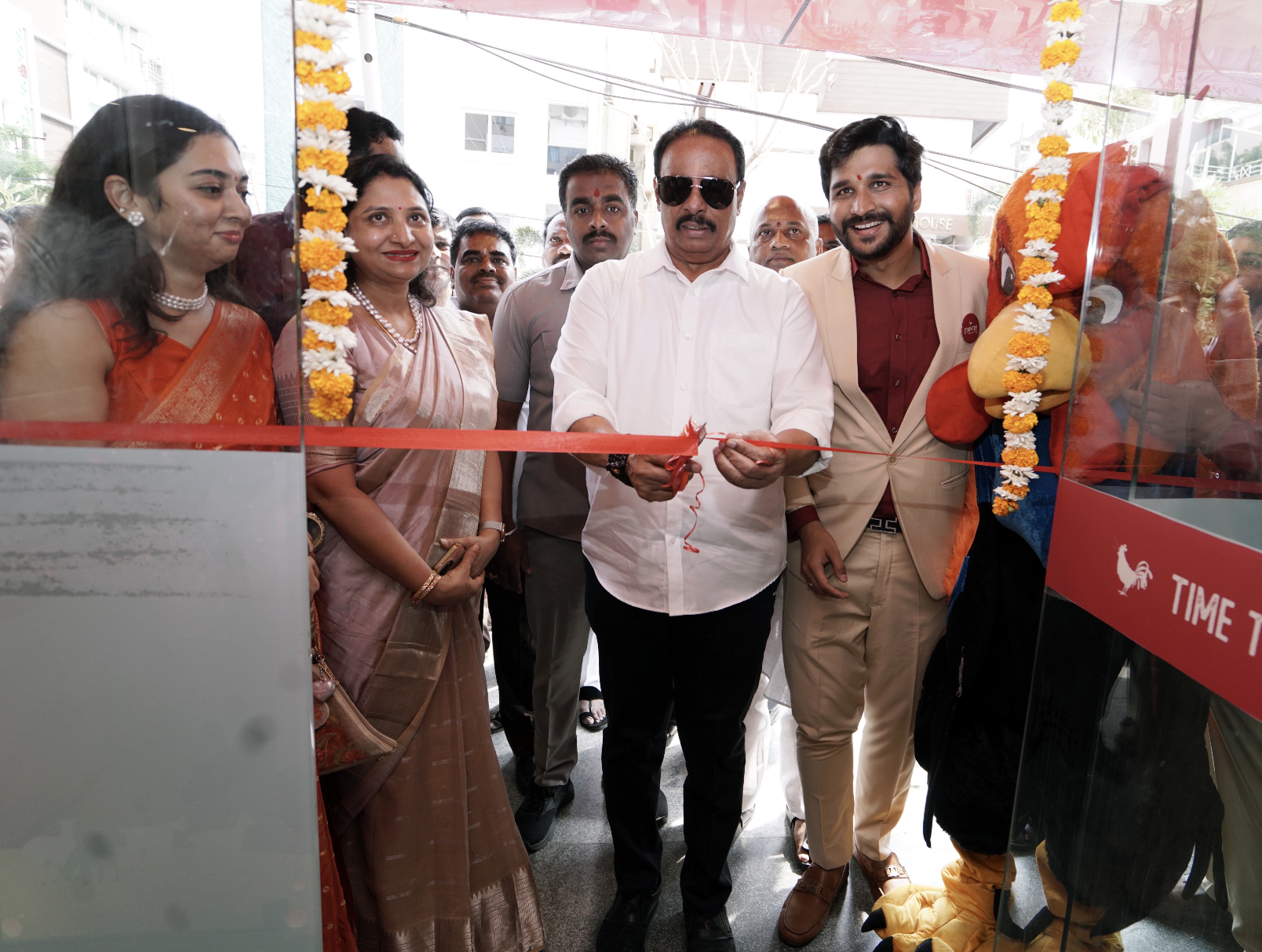 Hyderabad’s home grown brand, Country Chicken Co. launches its premium experience store at Banjara Hills