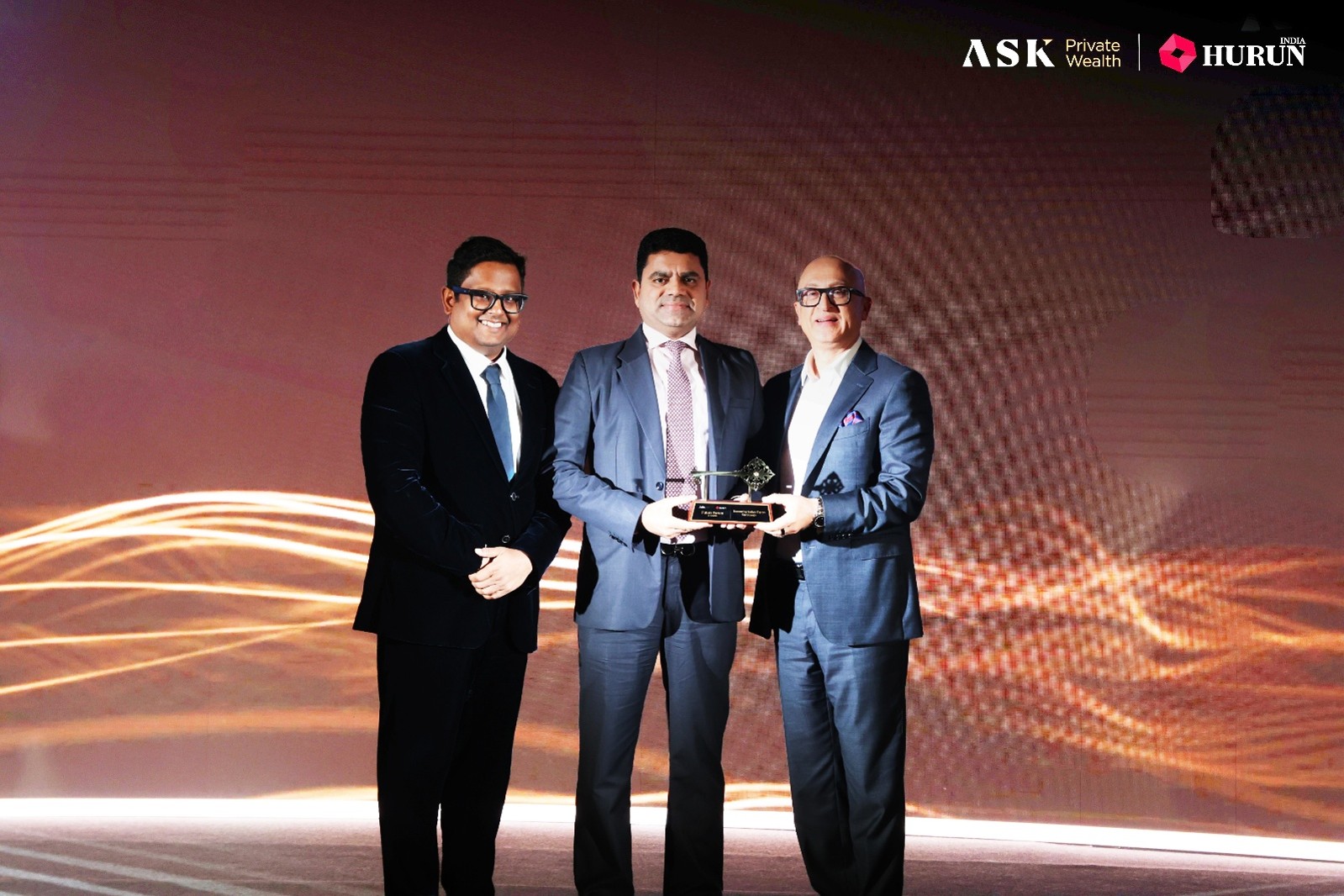 Alexander George Muthoot Conferred with Hurun India's Top 50 Successful Successor Award