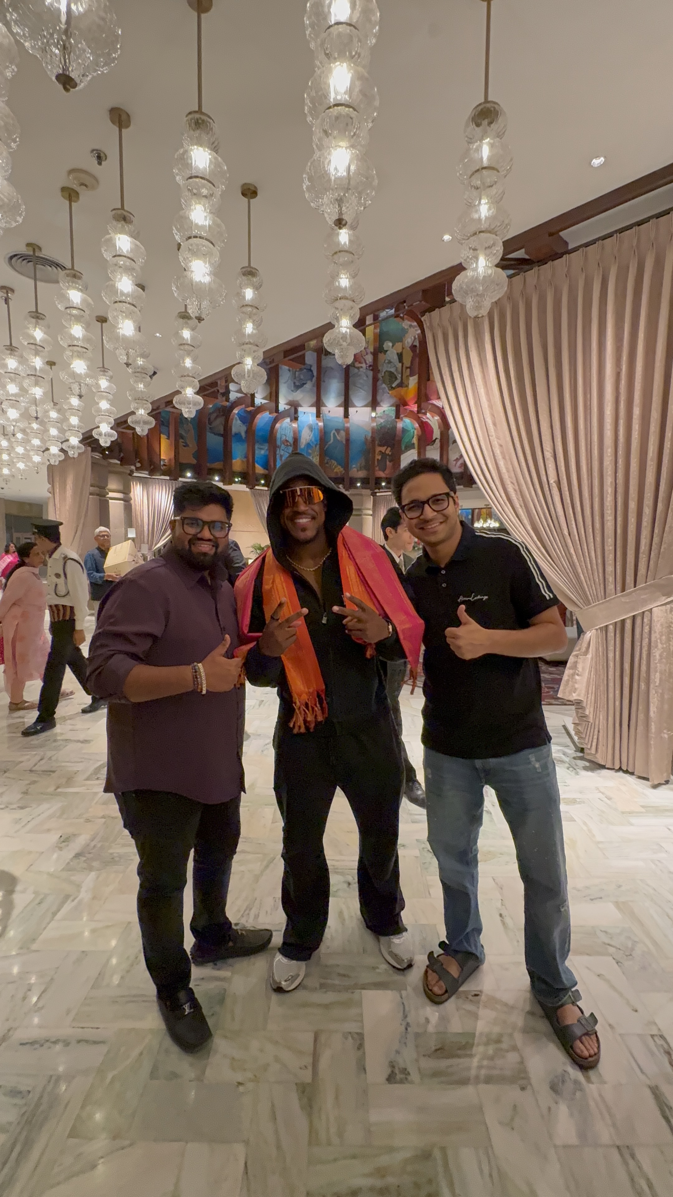 Famous Fitness Influencer Ashton Hall Lands in India to Fulfil Viral Challenge and Collaborate with influencer Yogendra Kushwah
