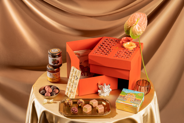 Note - Four Seasons Hotel Mumbai Celebrates the Season of Giving with Diwali Hampers