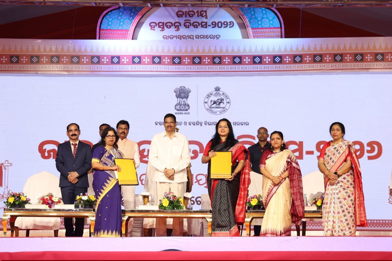 Birla Cellulose's Handloom Initiative Brings New Possibilities for Traditional Weaving