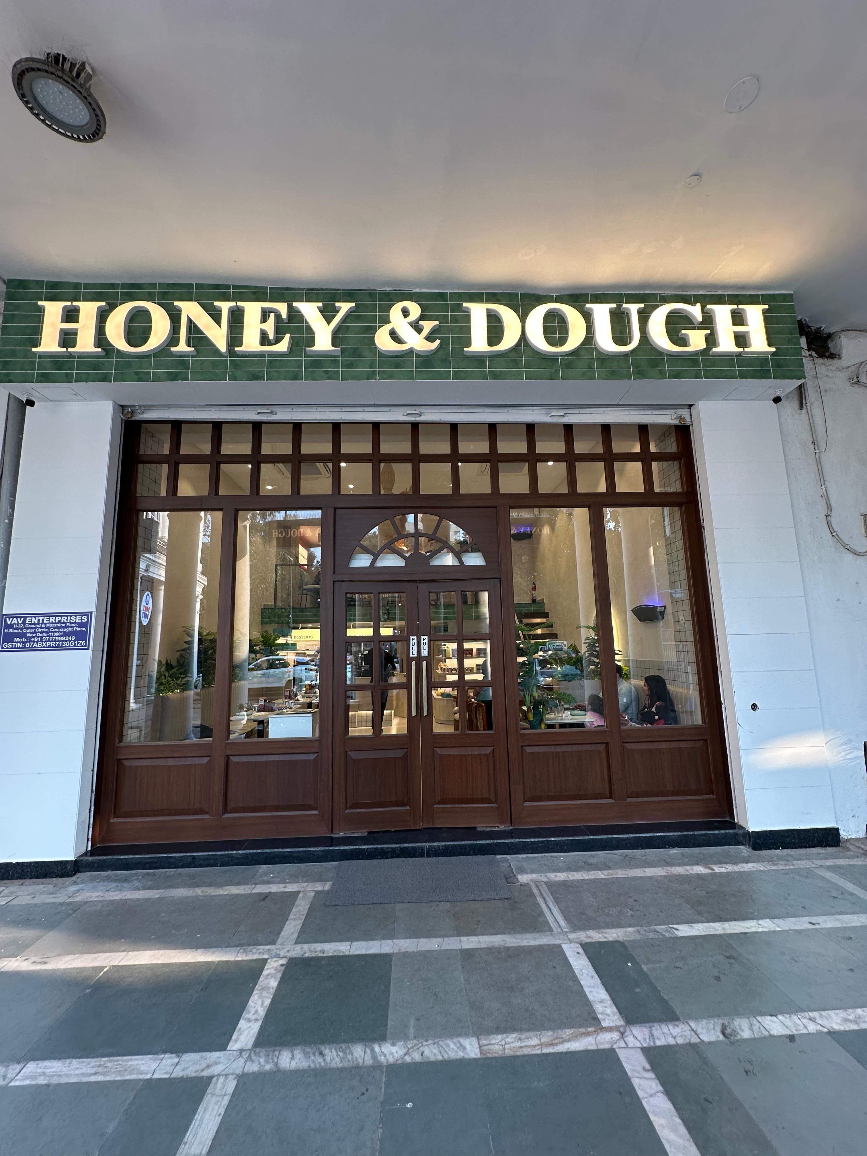 Honey & Dough Opens 15th Outlet in Delhi&rsquo;s Connaught Place