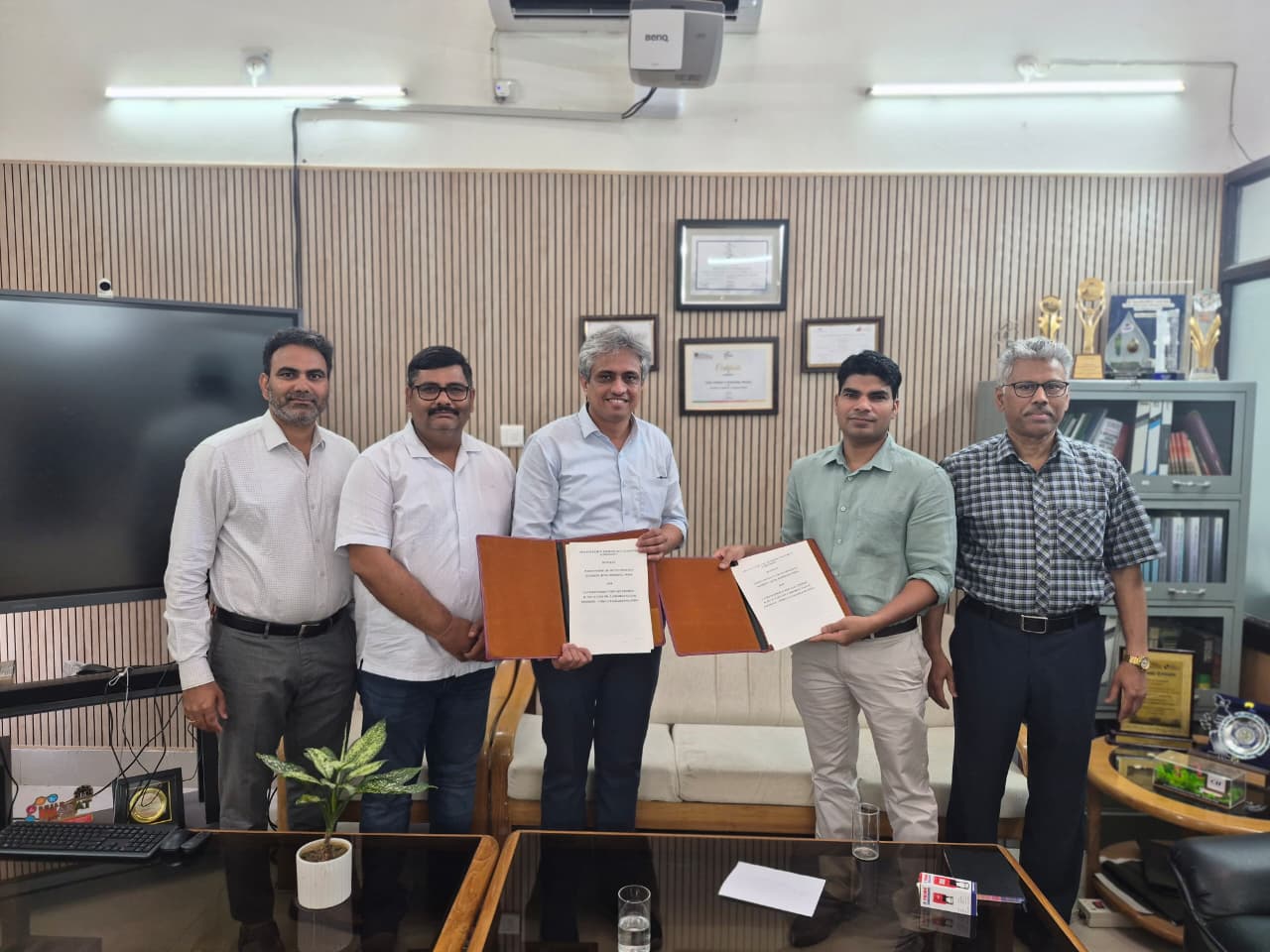 IIT Roorkee Signs Two Technology Transfer Agreements for Advanced Li-ion Battery Electrode Technologies