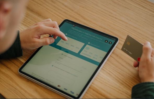 The Future of Digital Identity and Trust in Online Transactions