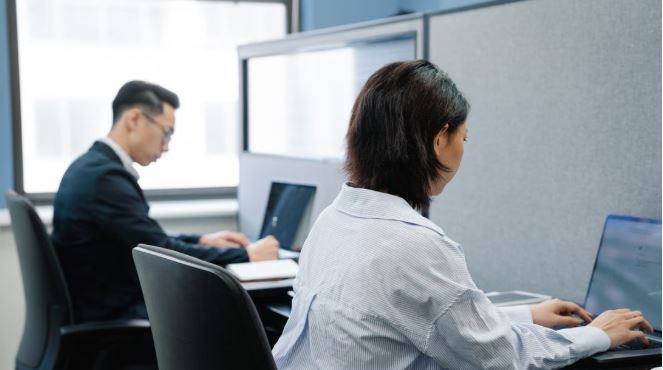 How SMEs in Singapore Can Use AI to Improve Business Productivity