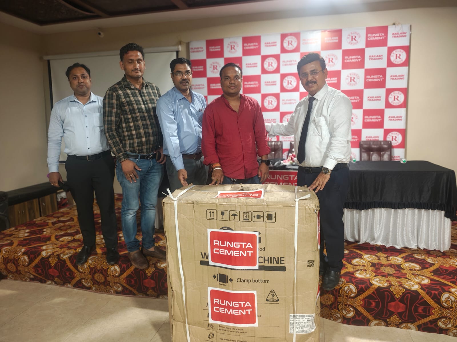 Rungta Cement felicitates top-performing retailers at Rewards & Recognition Meet in Chaibasa