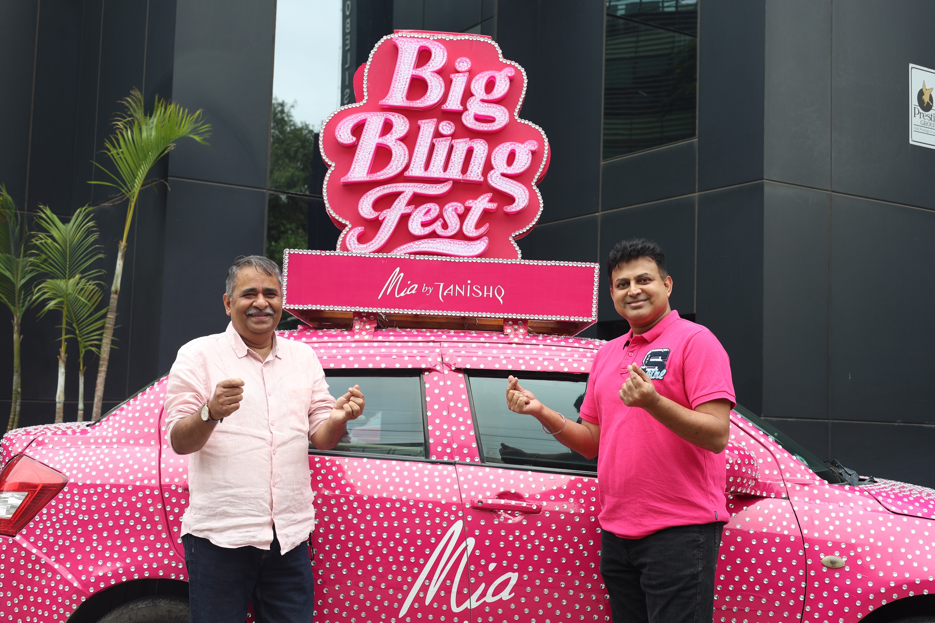 Bengaluru Sparkles As Mia By Tanishq Rolls Out The Big Bling Fest With Its Bling On Wheels Convoy