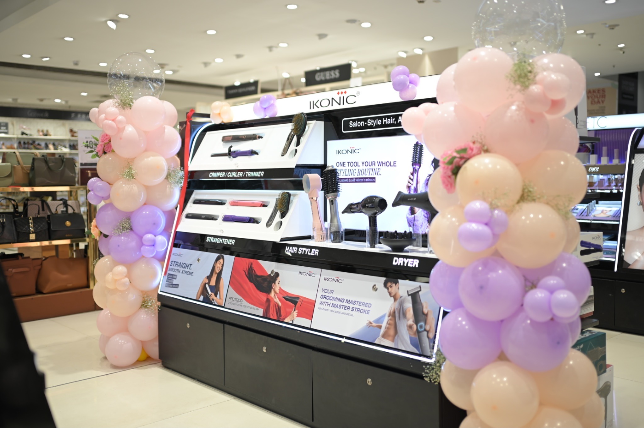 Ikonic Extends Its Kolkata Footprint with Its Launch at Shoppers Stop, Elgin Road
