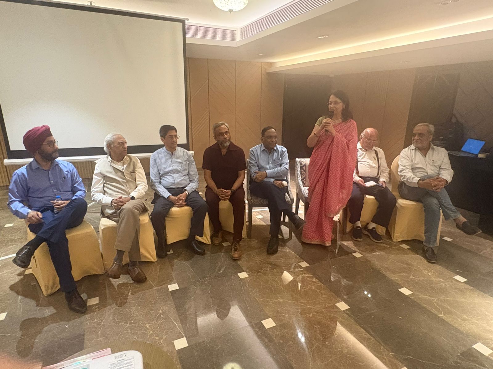Healthy Living Can Transform Mind and Body, Say Experts at Pushpanjali Study Circle