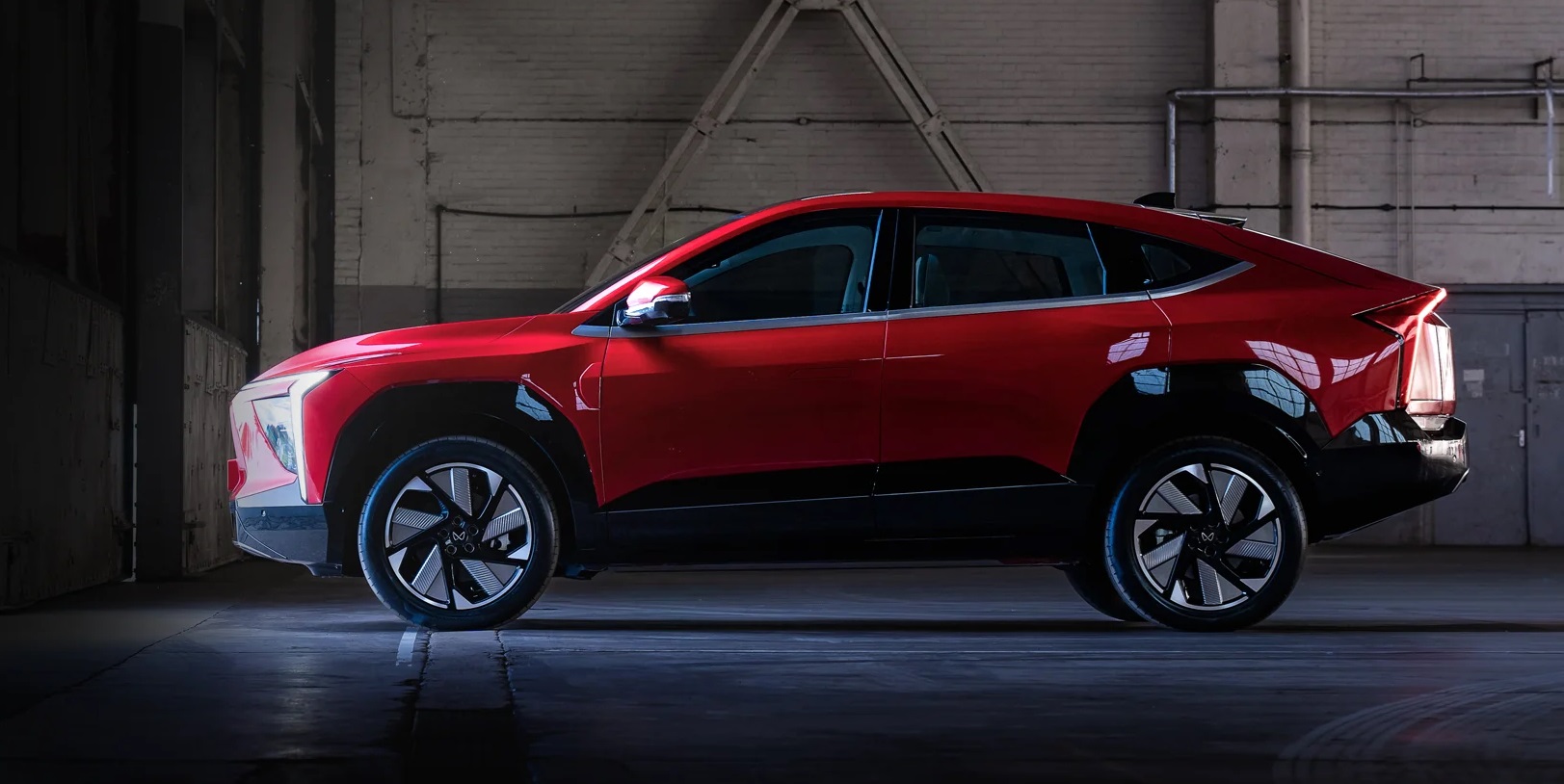 Planning an EV Upgrade These 5 Family EVs Deliver 400+ km Range