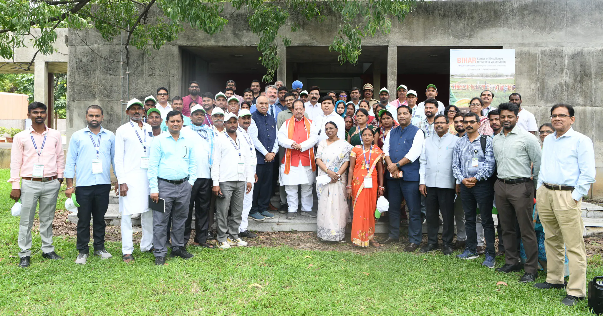 Bihar Agriculture Minister Shri Vijay Kumar Sinha Visits ICRISAT and Reviews BCoEMVC project Progress