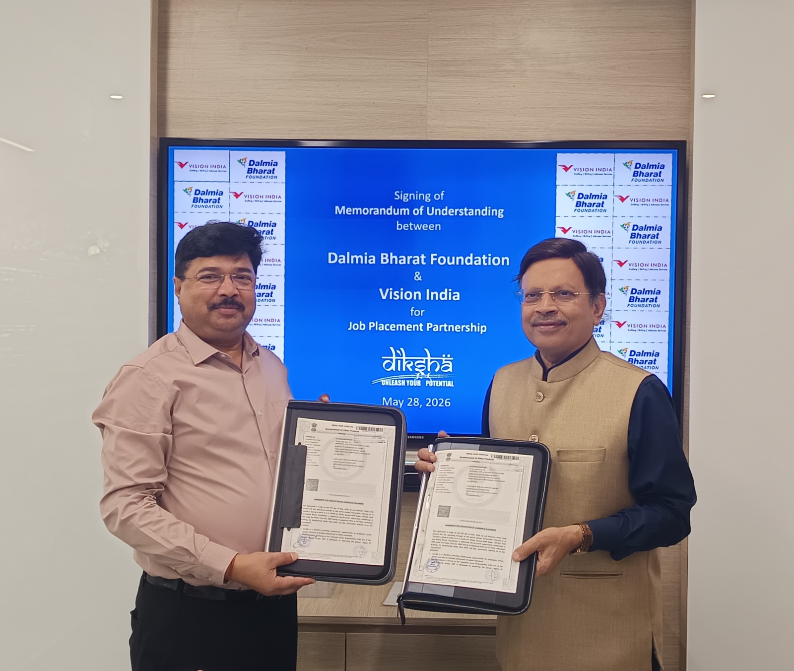 Dalmia Bharat Foundation and Vision India Collaborate to Boost Job Opportunities for DIKSHa-Trained Youth