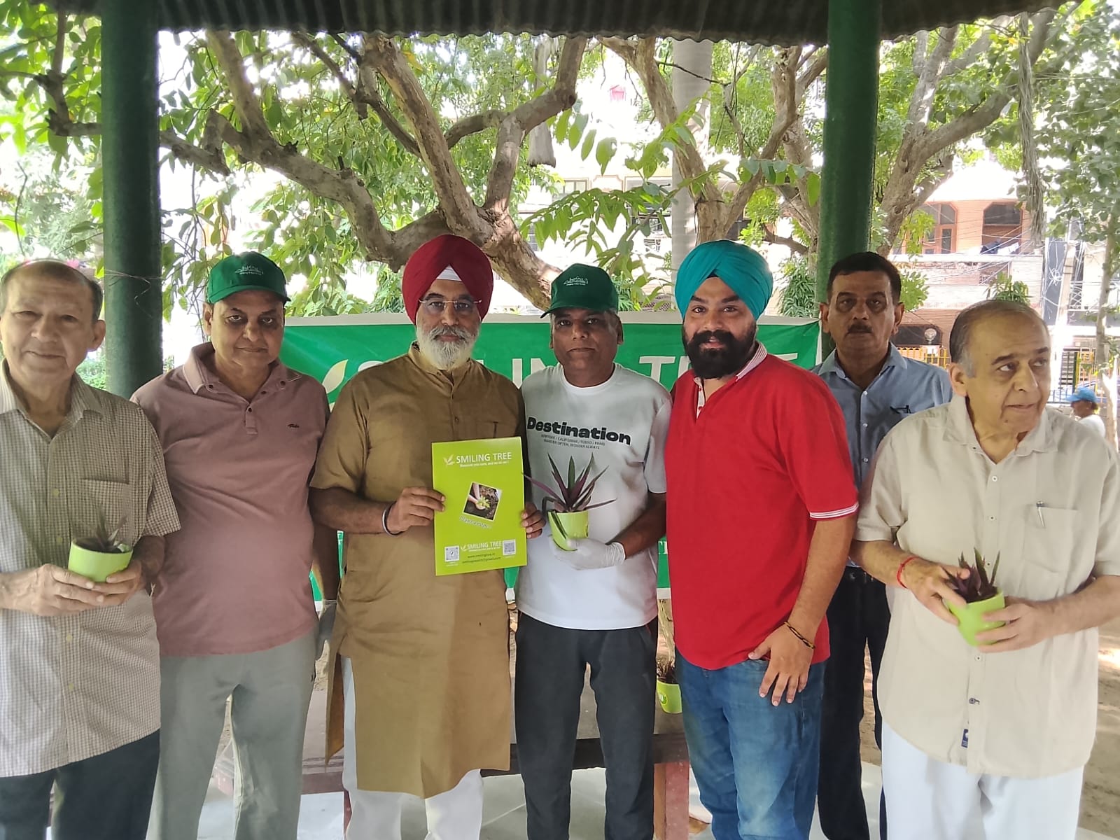 Smiling Tree and Vijay Nagar RWA Organise Cleanliness, Plantation Drive on Gandhi Jayanti