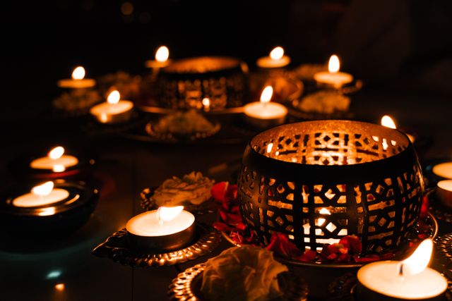 Light It Up: Transform Your Home with These Festive Décor Ideas