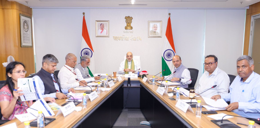 Amit Shah Reviews Steps to Strengthen Cooperative Banks and Boost Exports