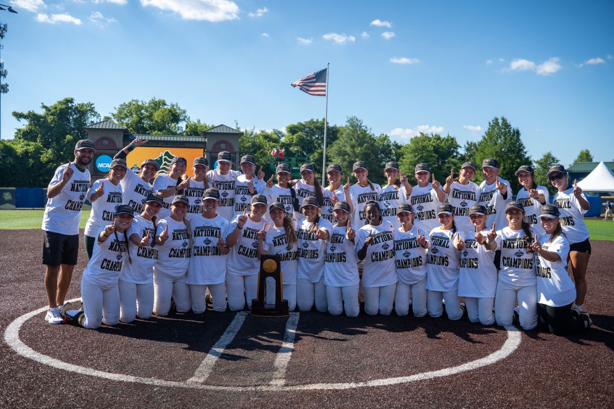 Saint Leo Softball Brings Home First National Championship