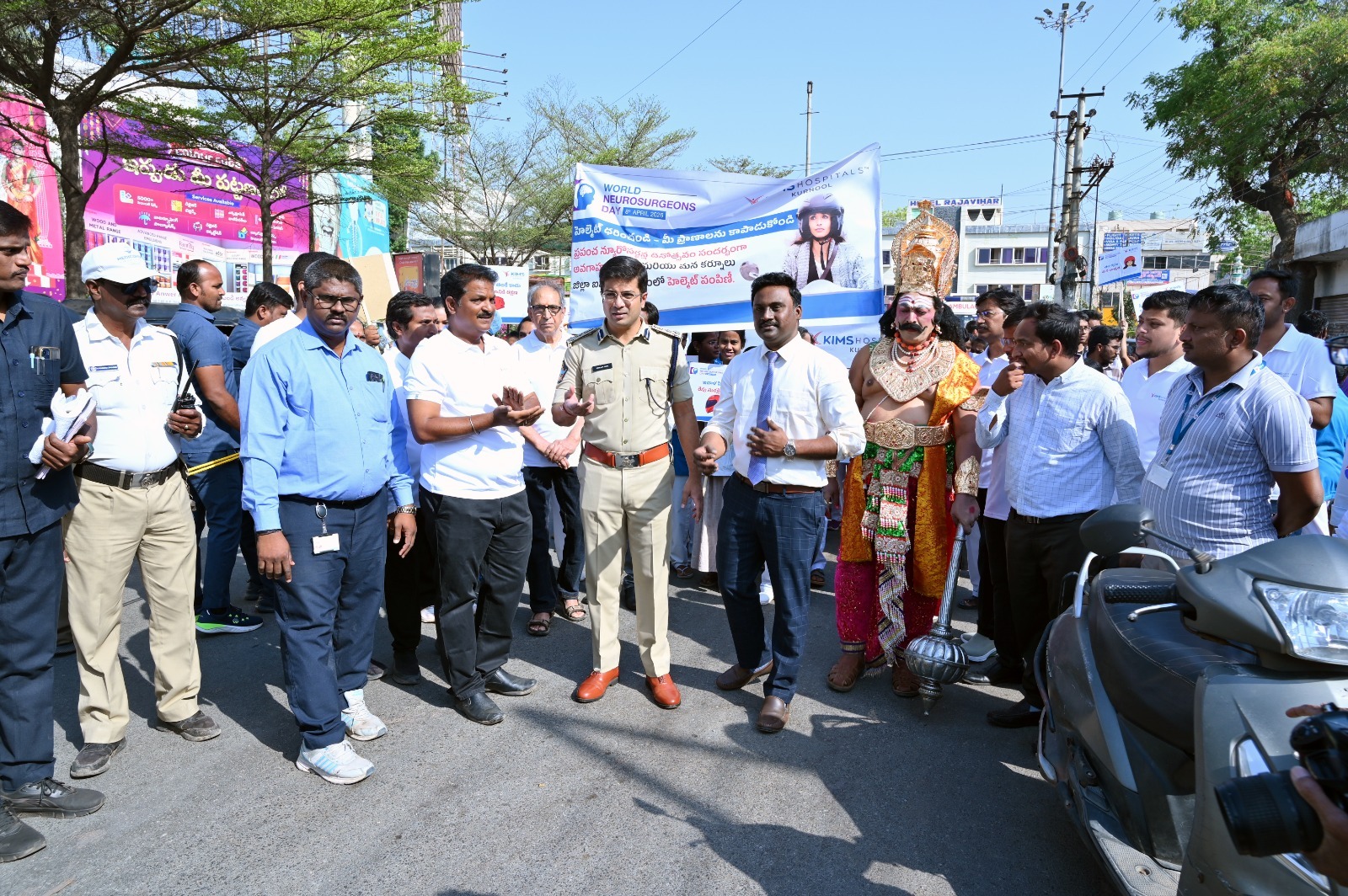 KIMS Hospitals organises road safety awareness rally in Kurnool