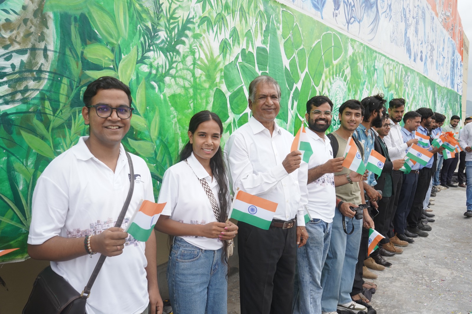 Urban Square Mall Unites Udaipur to Create a 300-Foot Tricolour with Over 10,000 Hand Impressions
