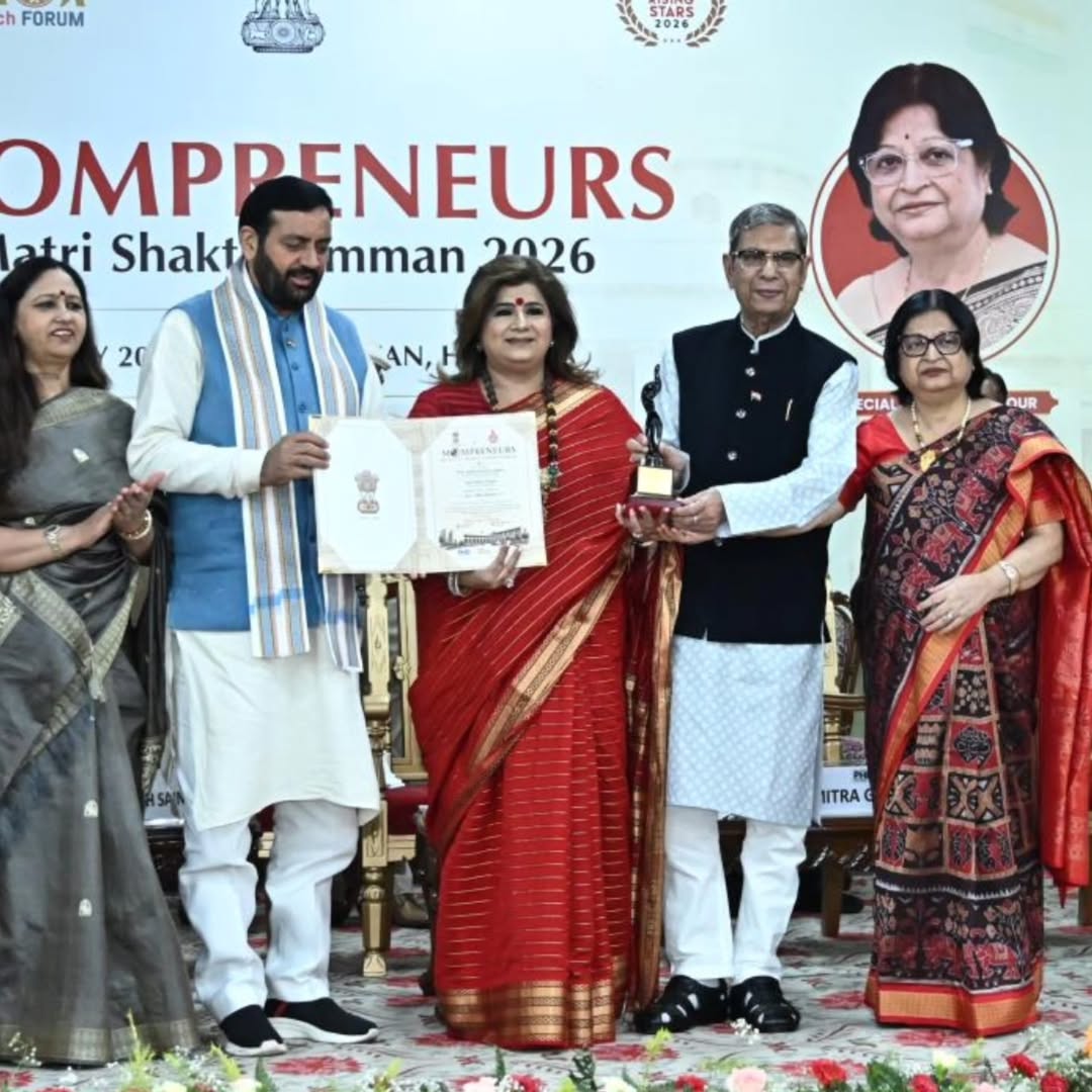 Dr. Alka Kapur Conferred with Mompreneurs Matri Shakti Samman 2026