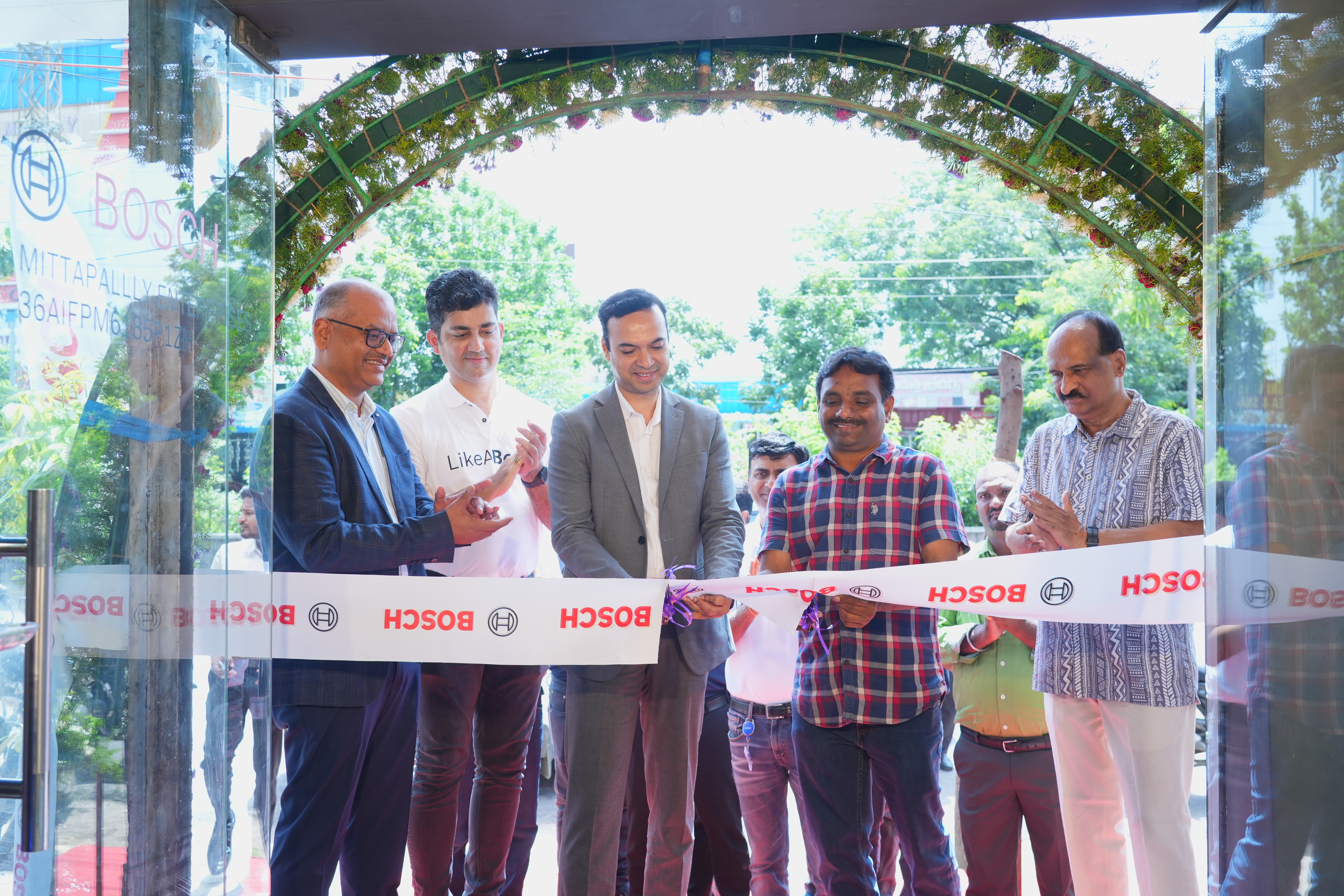 BSH Home Appliances Marks Historic Retail Milestone with 30 Bosch Brand Stores Opening Across India in a Single Day