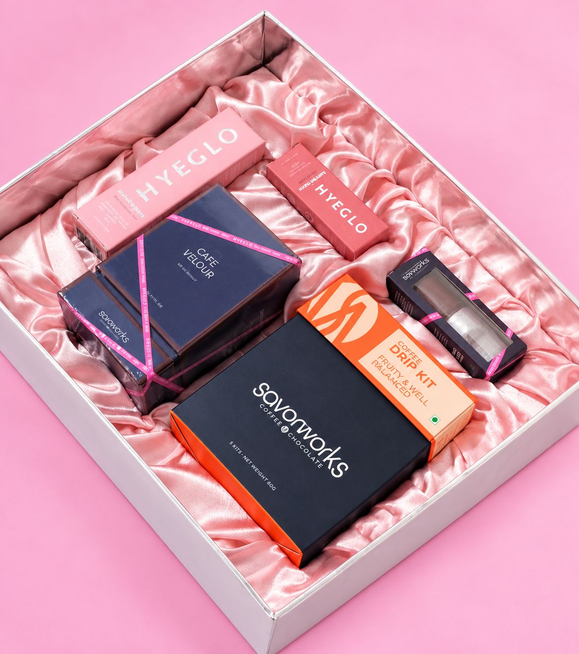 Hyeglo Beauty &times; Savorworks: A Cross-Category D2C Collaboration for the Festive Season