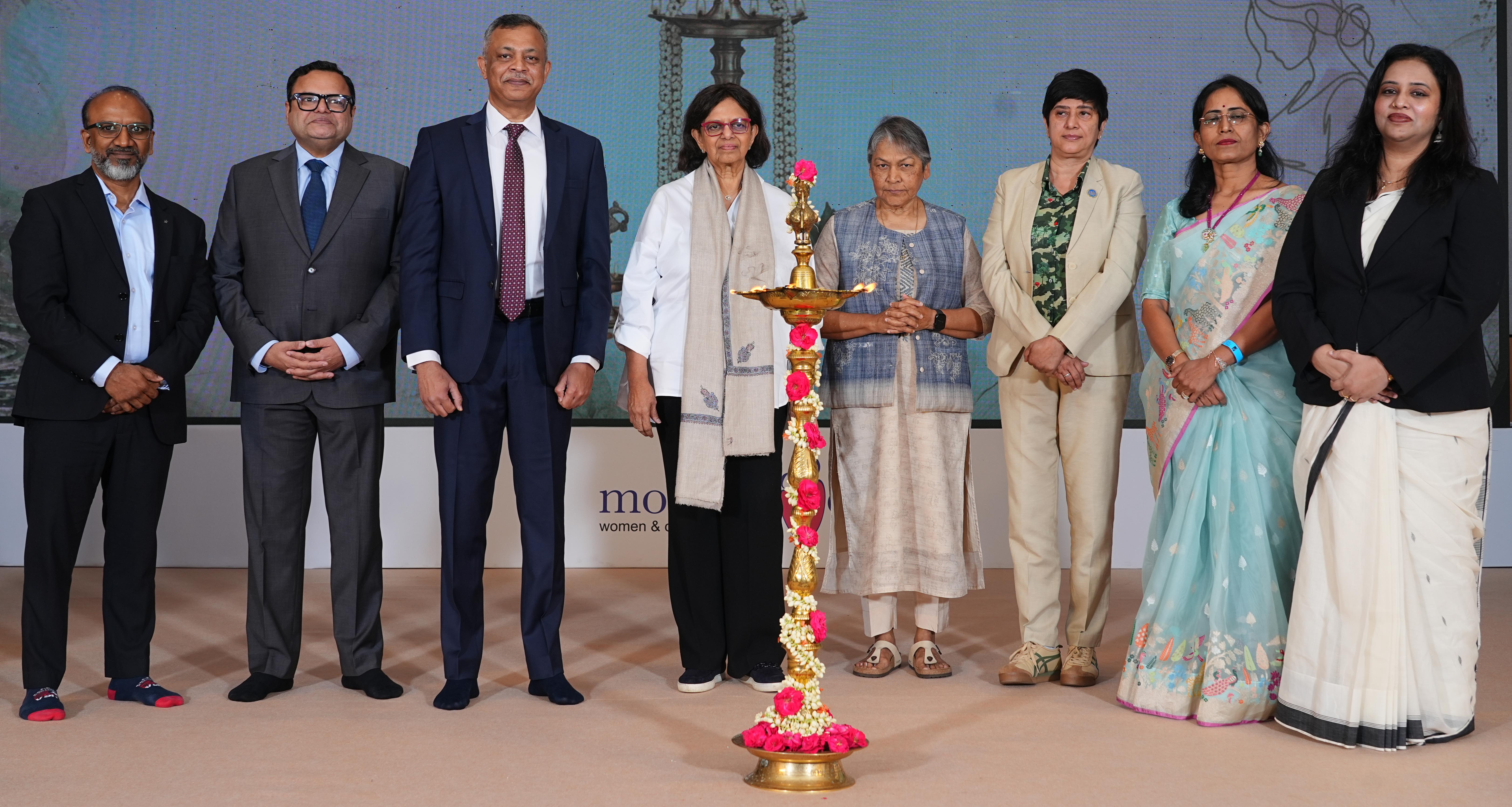Over 380 Obstetricians, Pediatricians, Birth Practitioners, Nurses & Physiotherapists came under one roof to have a real conversation on a natural birth plan for mothers