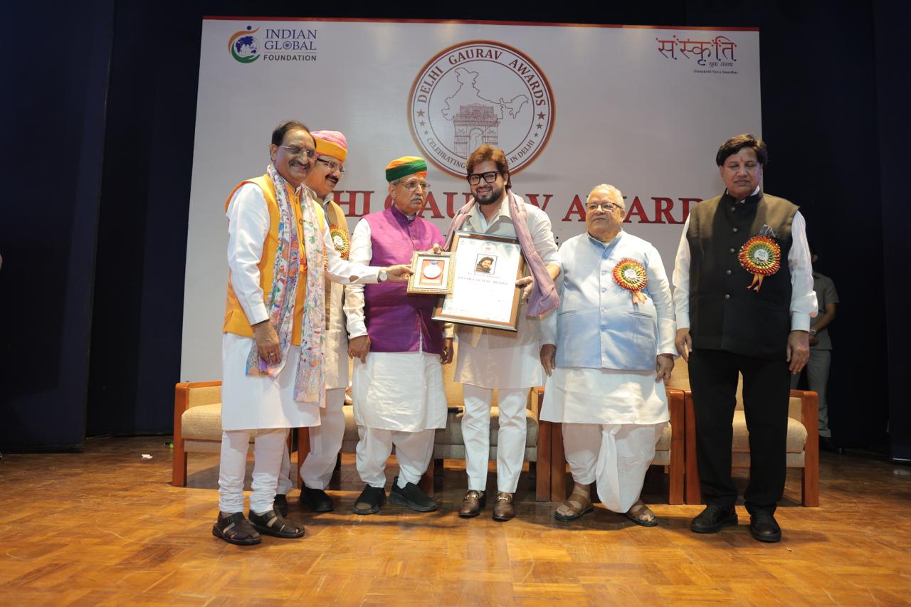 31 Eminent Personalities Honoured with &ldquo;Delhi Gaurav&rdquo; Award