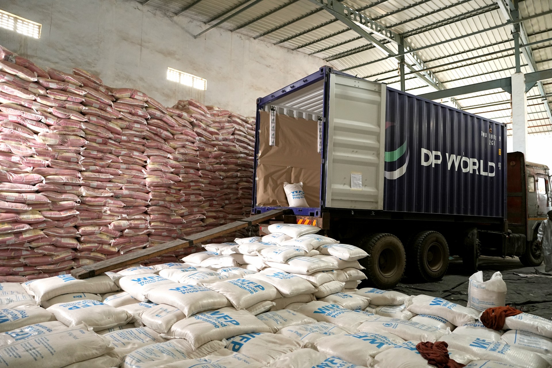 Dp World And World Food Programme Deliver 5,000 Tonnes Of Rice To Communities In Africa