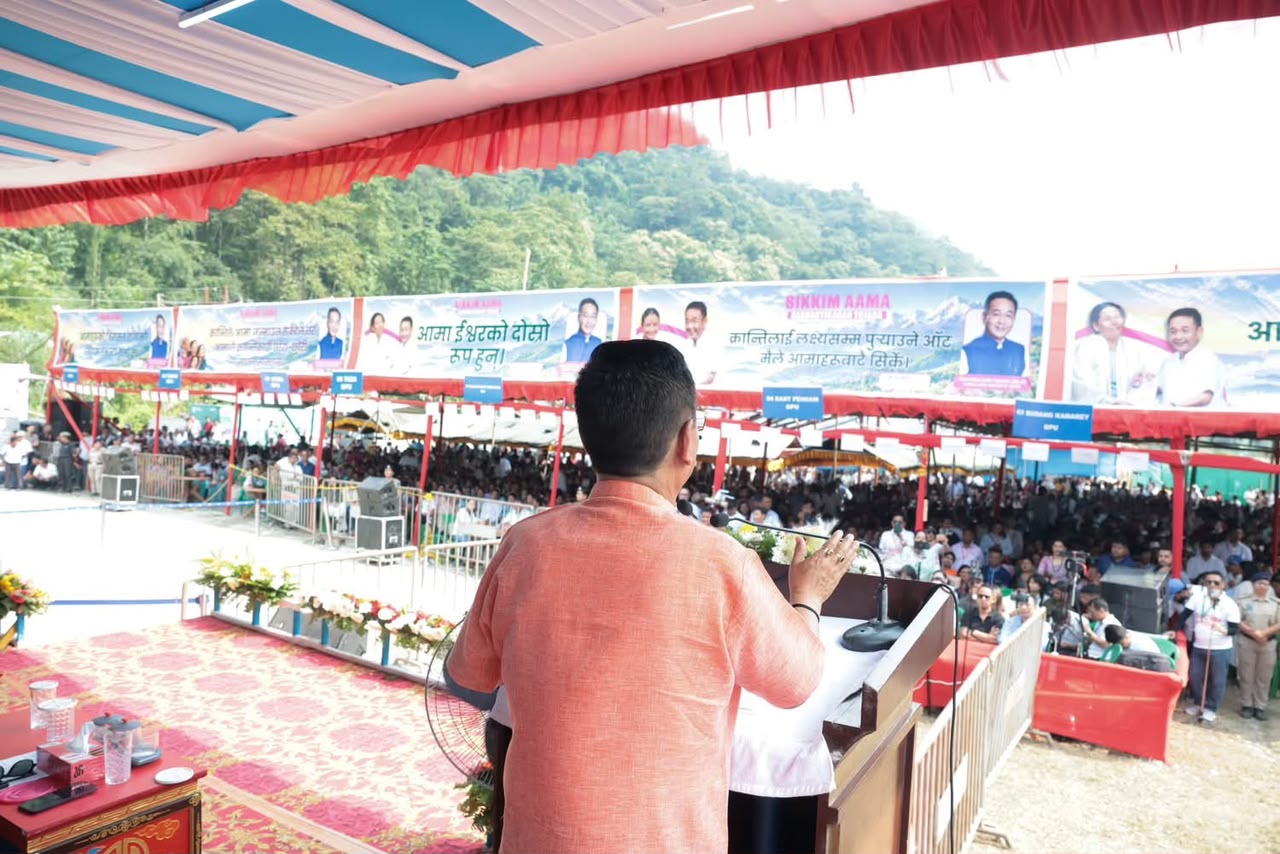 CM Prem Singh Tamang Distributes Aama Sashaktikaran Yojana Benefits to 1,000 Aamas in Rhenock