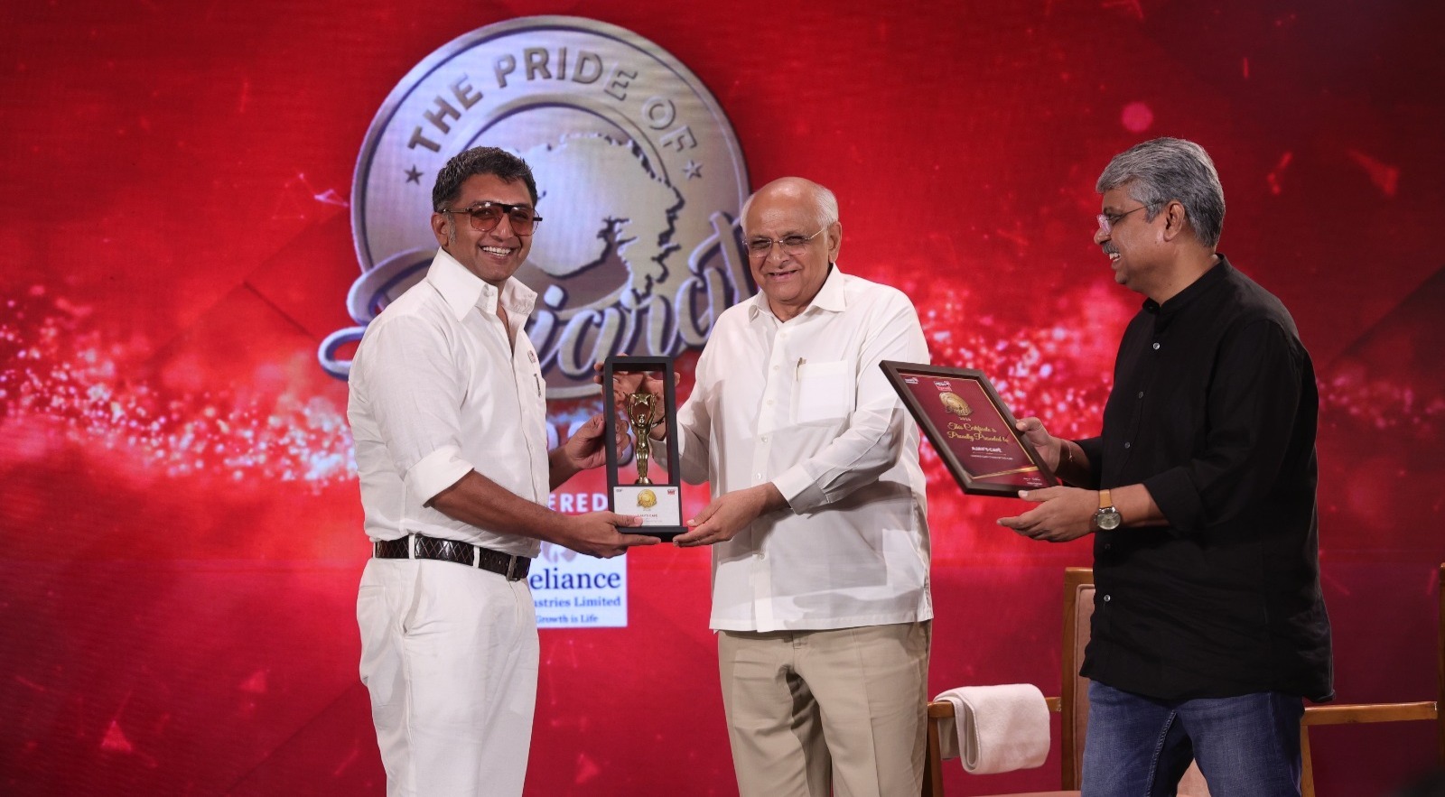 Ajay’s Café Honoured with ‘Leading Café Chain of the Year’ Award