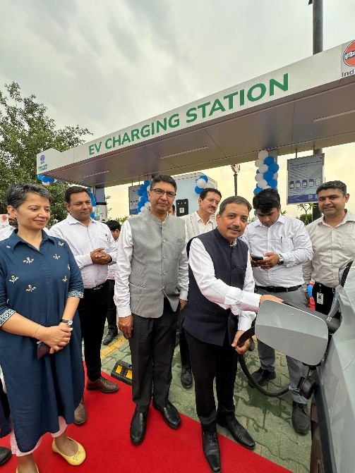 Tata Power Expands Ultra-Fast EV Charging on Delhi&ndash;Mumbai Expressway with Indian Oil