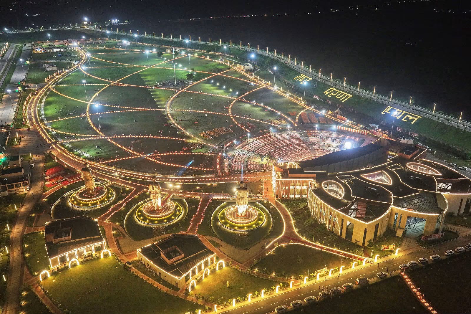 Naresh Kumar Kumawat’s Sculptures Add Cultural Significance to Lucknow’s Rashtra Prerna Sthal