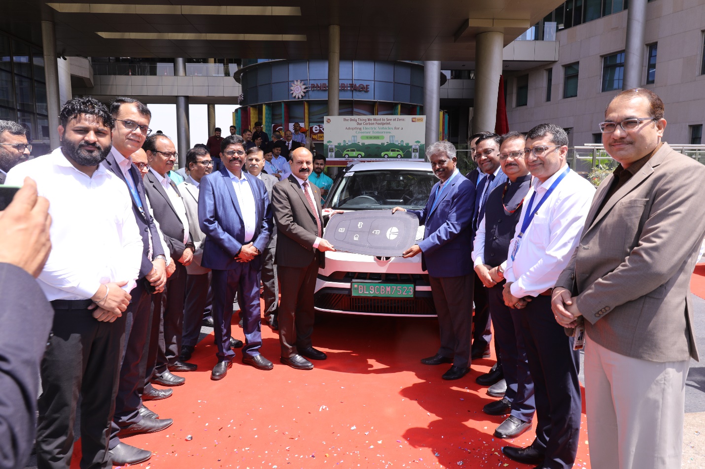 Punjab National Bank Drives Sustainable Mobility with Induction of Tata EV Fleet