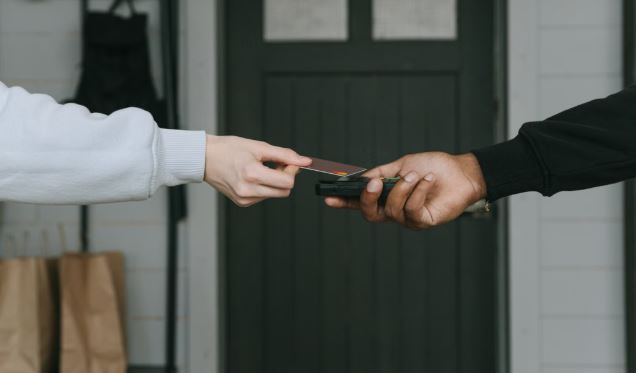 How Digital Identity Technology Can Improve Business Transactions