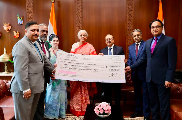 Bank of India hands over Rs.1553.50 crores dividend to Government of India for FY25-26