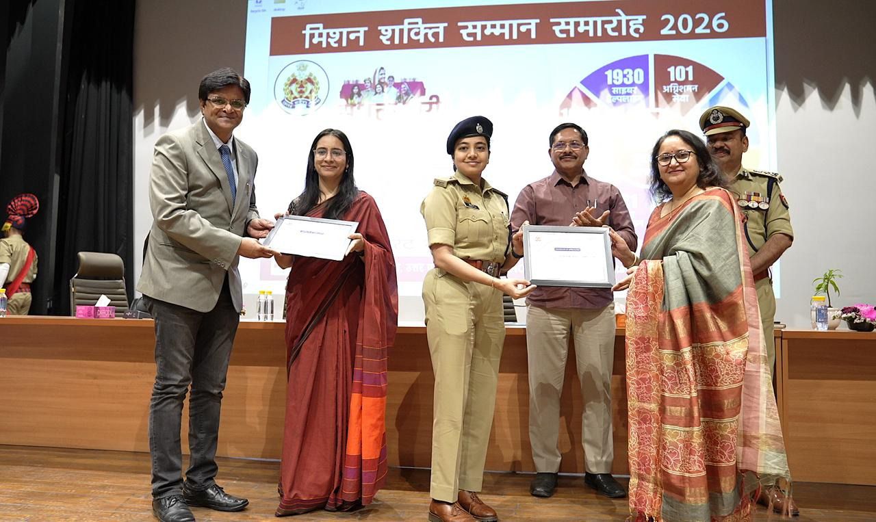Galgotias University Faculty Receive Honours at Noida Police Mission Shakti Samaroh