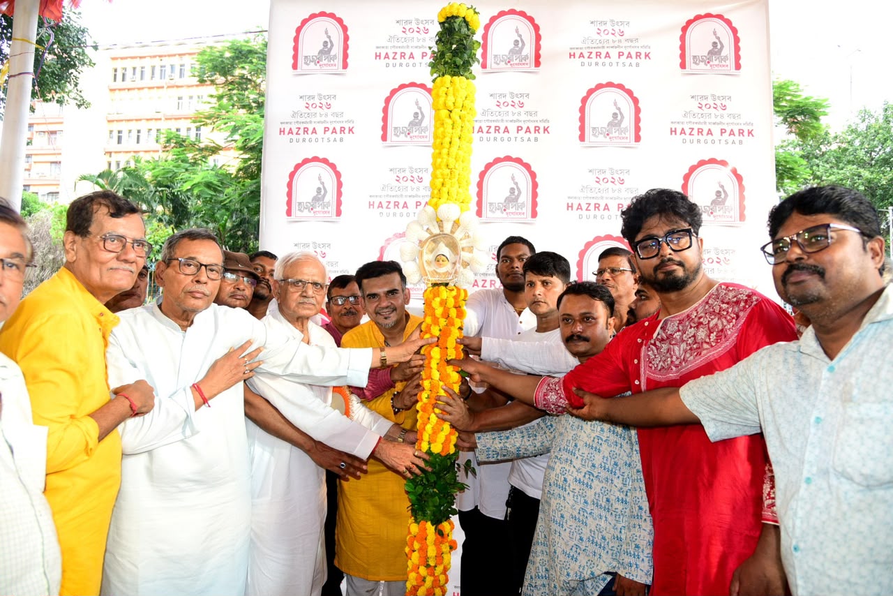 Hazra Park Durgotsab Begins 84th Year with Khuti Puja & Launch of ‘Chirayat’ Theme