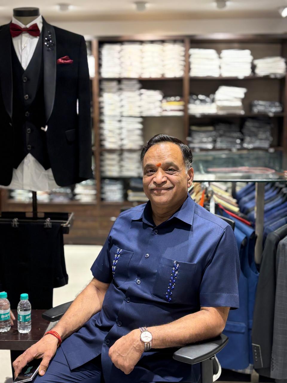 Raymond Shop Ghaziabad Emerges as a Trusted Choice for Summer Cotton and Linen Fashion