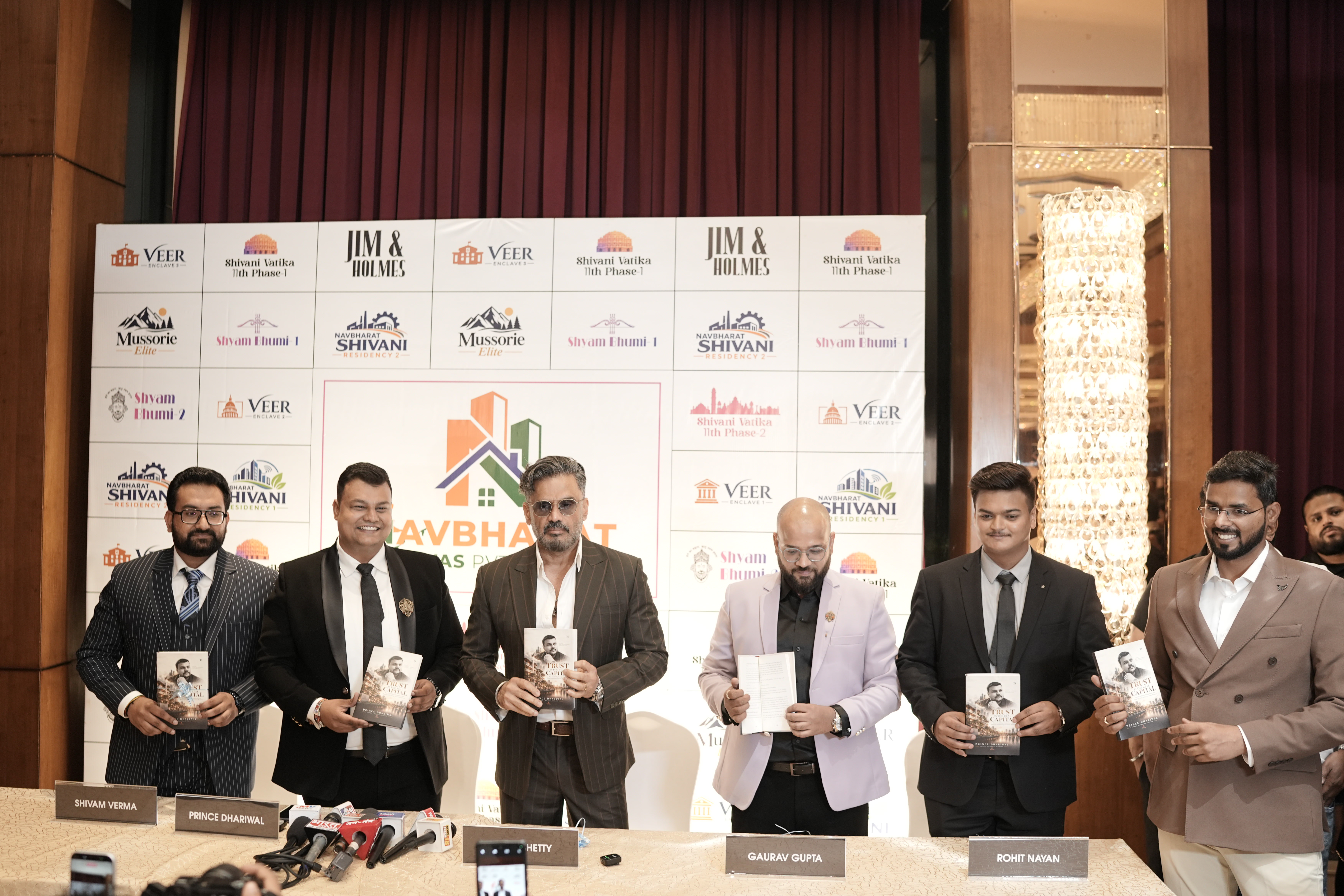 Navbharat Niwas Hosts Book Launch Event in Noida with Shri Suniel V. Shetty