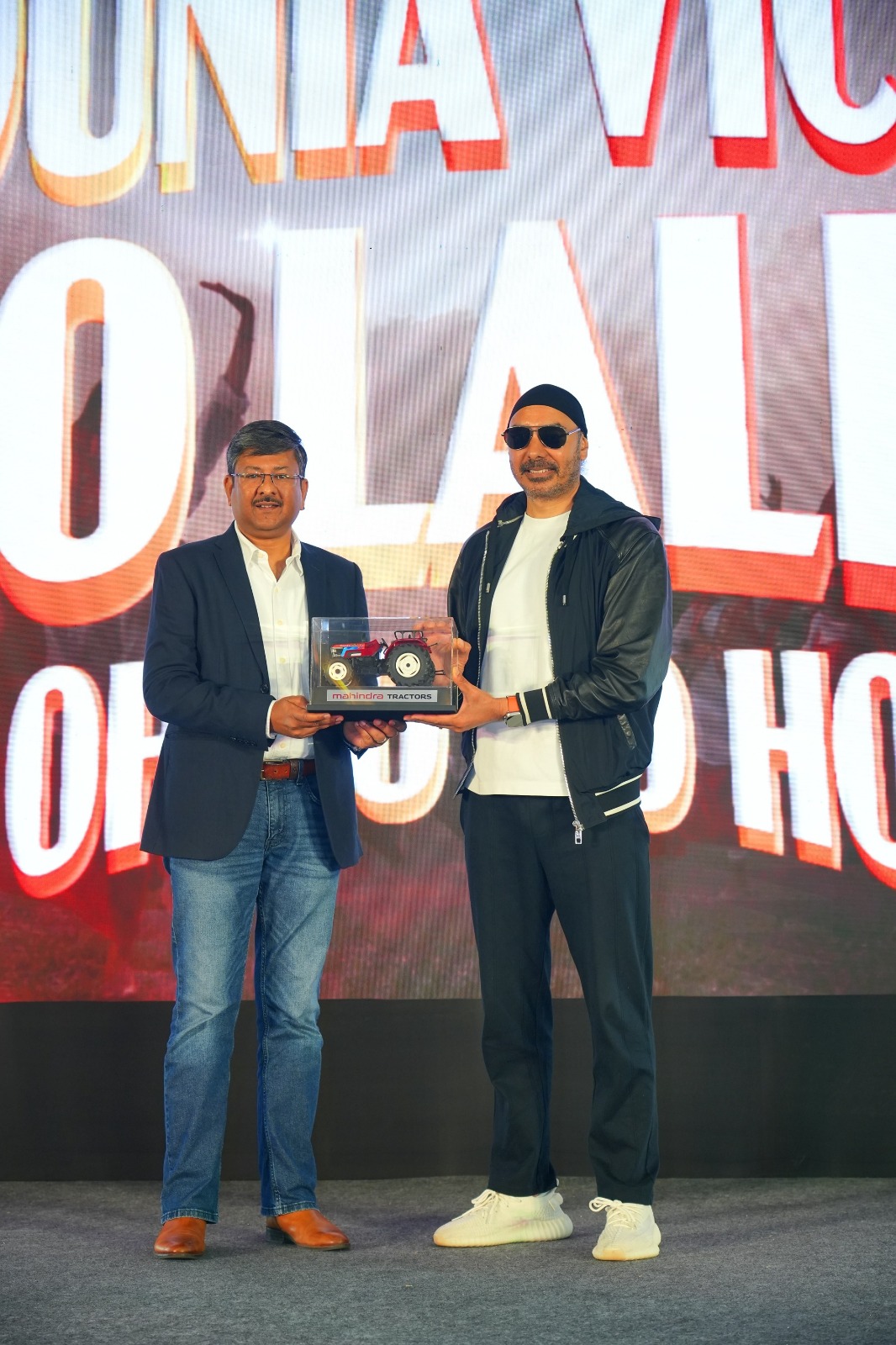Mahindra Tractors launches ‘Duniyo Vich Ikko Lalkaar’ campaign in Punjab, in collaboration with Sukhbir Singh and Parmish Verma
