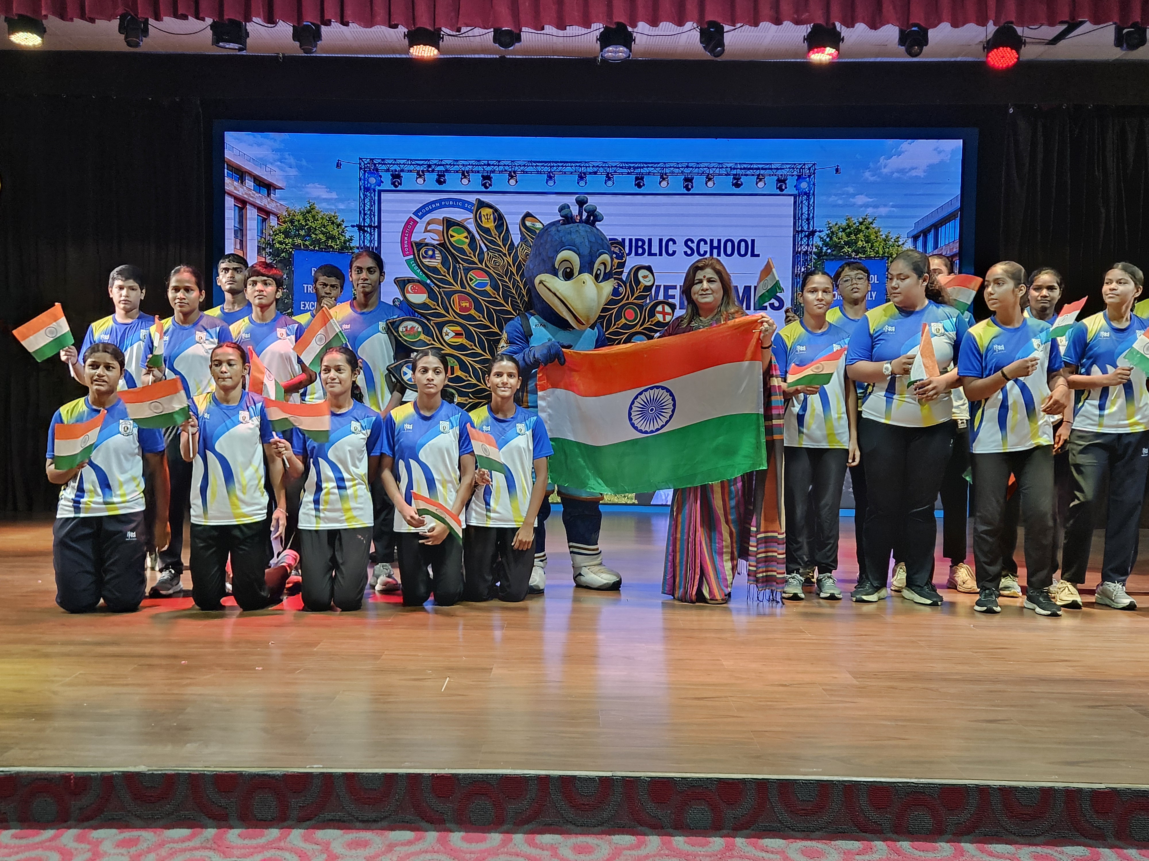 Commonwealth Table Tennis Mascot &lsquo;Mayur&rsquo; Visits Modern Public School