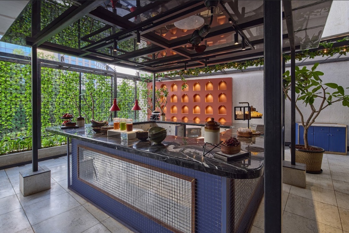 ICONIQA Hotel Mumbai International Airport Unveils Tiffin Terrace, Inspired by Mumbai's Terrace Culture