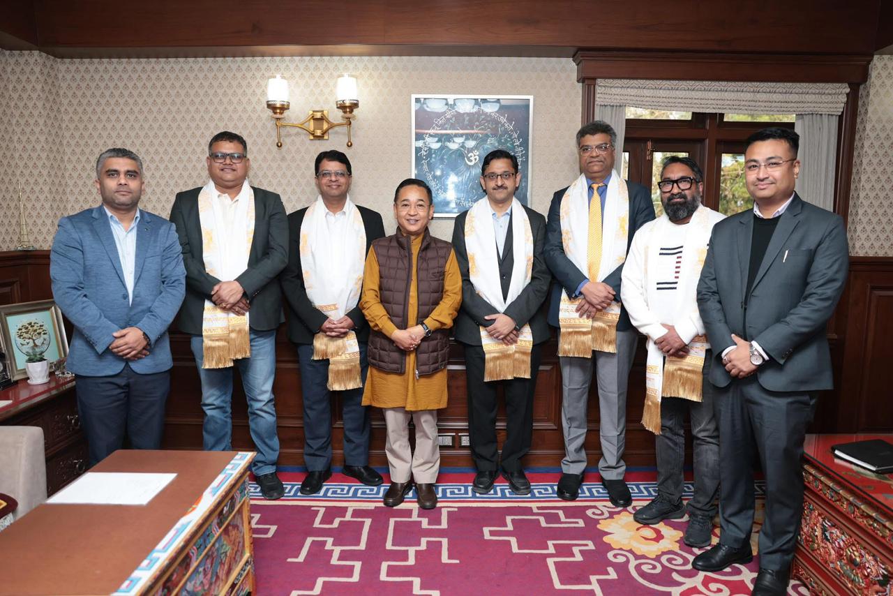 CM Tamang Met PSRI Hospital Super-Specialist Doctors, Commends Free Health Camp Initiative