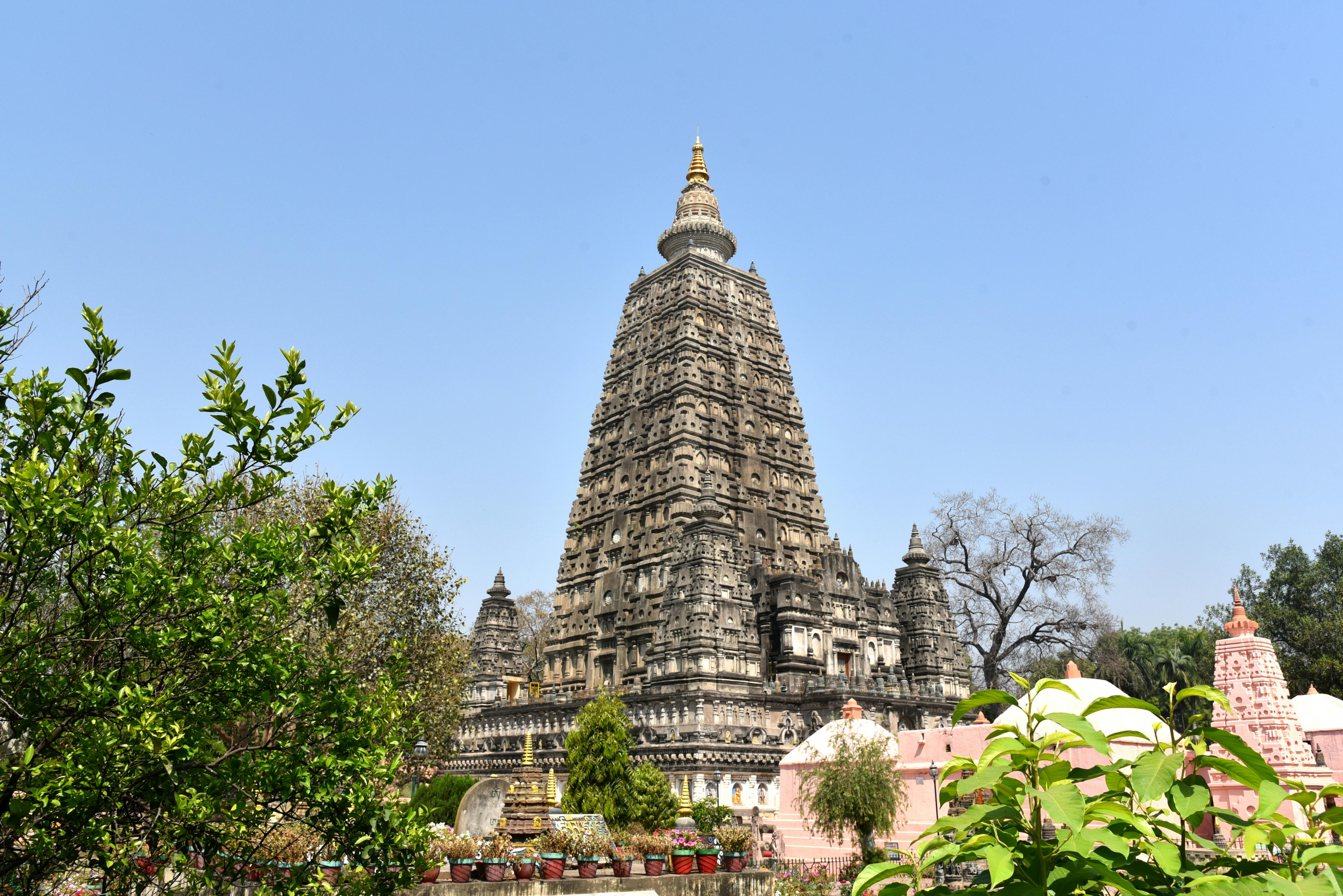 Miraculous Shiva Temples: The Faith of Devotees