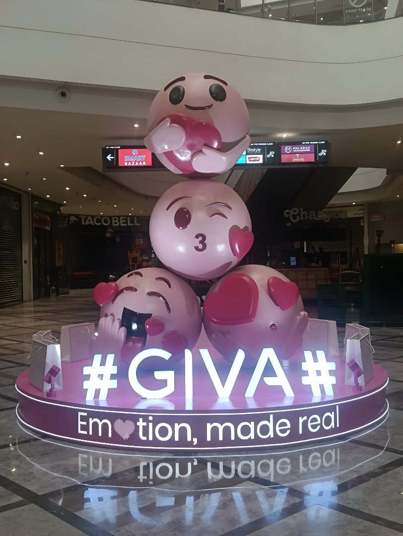 GIVA strengthens OOH & experiential play with 3D billboard mall installation for Valentine’s