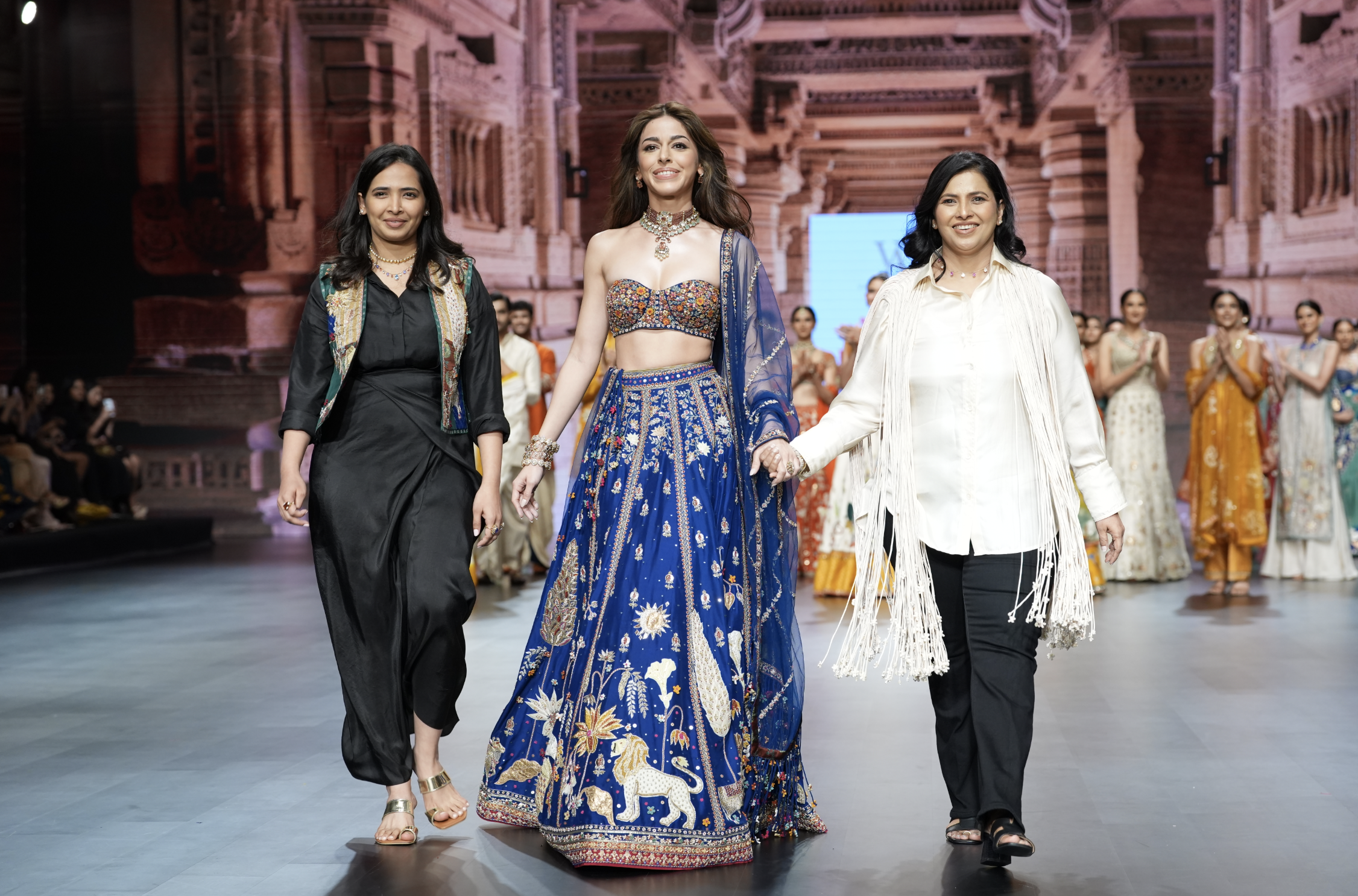 Vaishali Agarwal Brings Heritage to the Runway with “Baakul” at Fashion Week with Alaya F closing